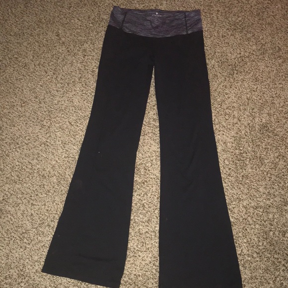 Athleta Pants - Athleta leggings S
